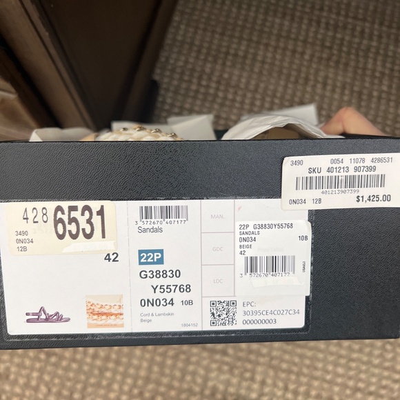 Chanel 2022 Interlocking CC Gladiator Sandals BRAND NEW - Picture 10 of 10